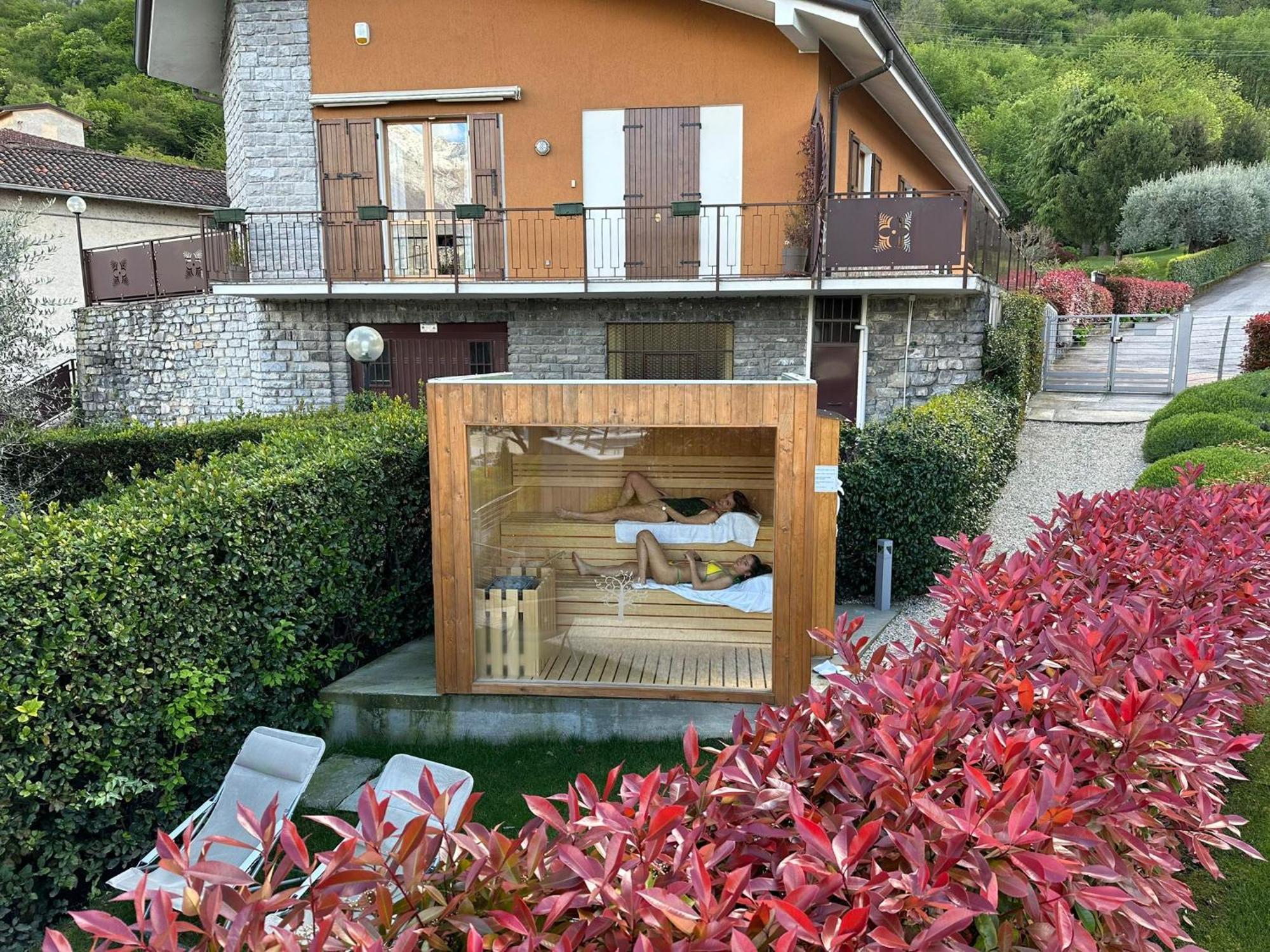 Bellagio Village- 4 Apartments By The Lake - Seasonal Warm Pool And Sauna Oliveto Lario Eksteriør bilde