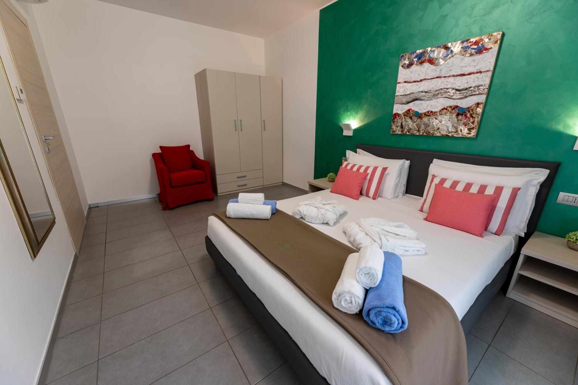 Bellagio Village- 4 Apartments By The Lake - Seasonal Warm Pool And Sauna Oliveto Lario Eksteriør bilde