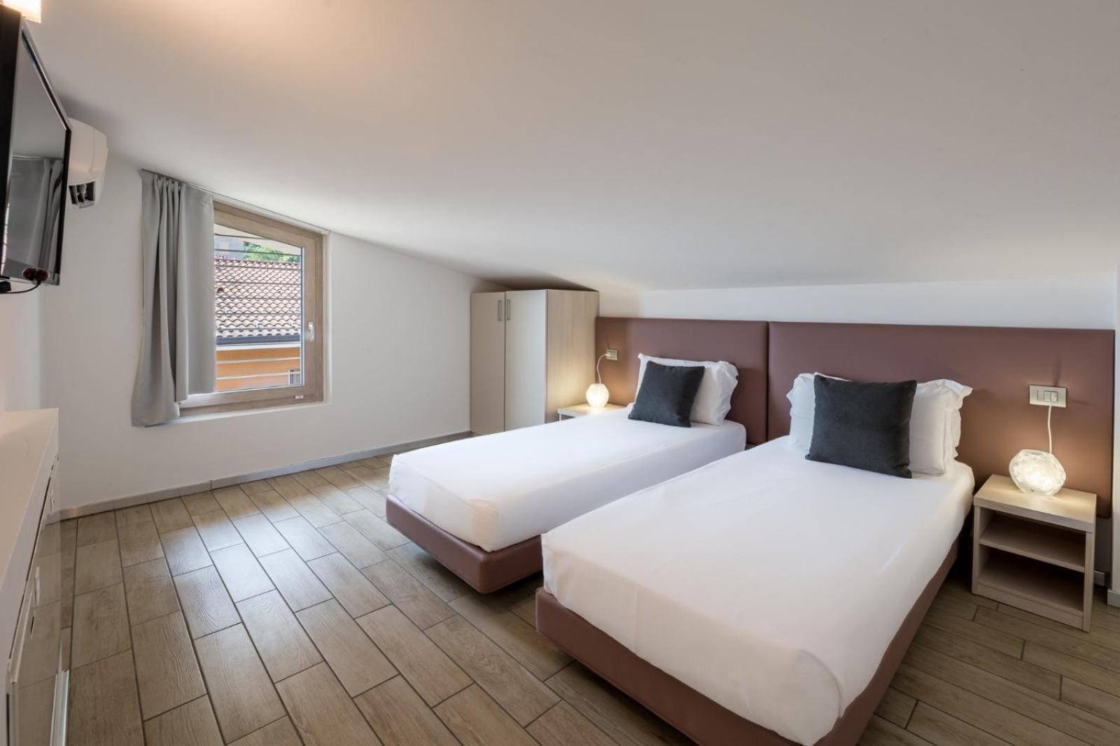 Bellagio Village- 4 Apartments By The Lake - Seasonal Warm Pool And Sauna Oliveto Lario Rom bilde