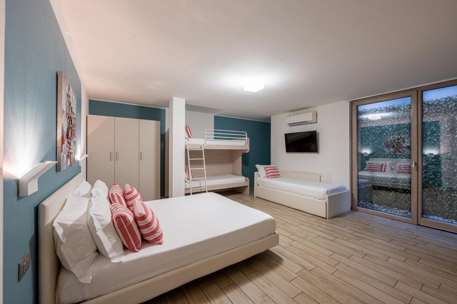 Bellagio Village- 4 Apartments By The Lake - Seasonal Warm Pool And Sauna Oliveto Lario Rom bilde
